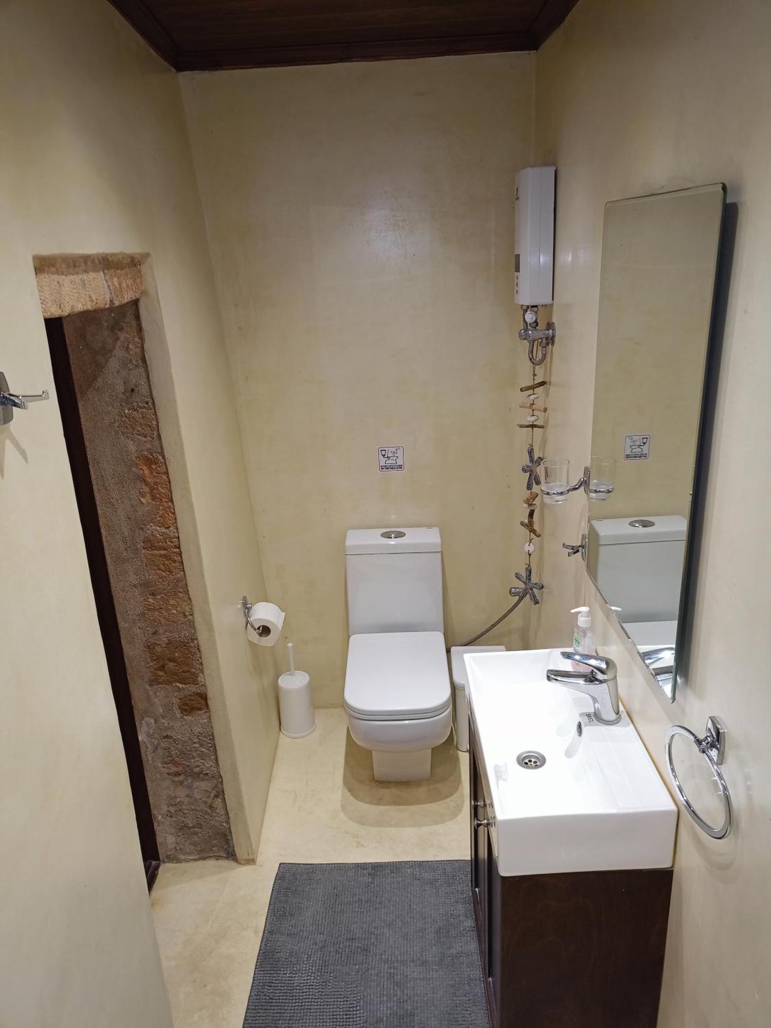 Kissamitakis Guesthouse 모넴바시아 외부 사진
