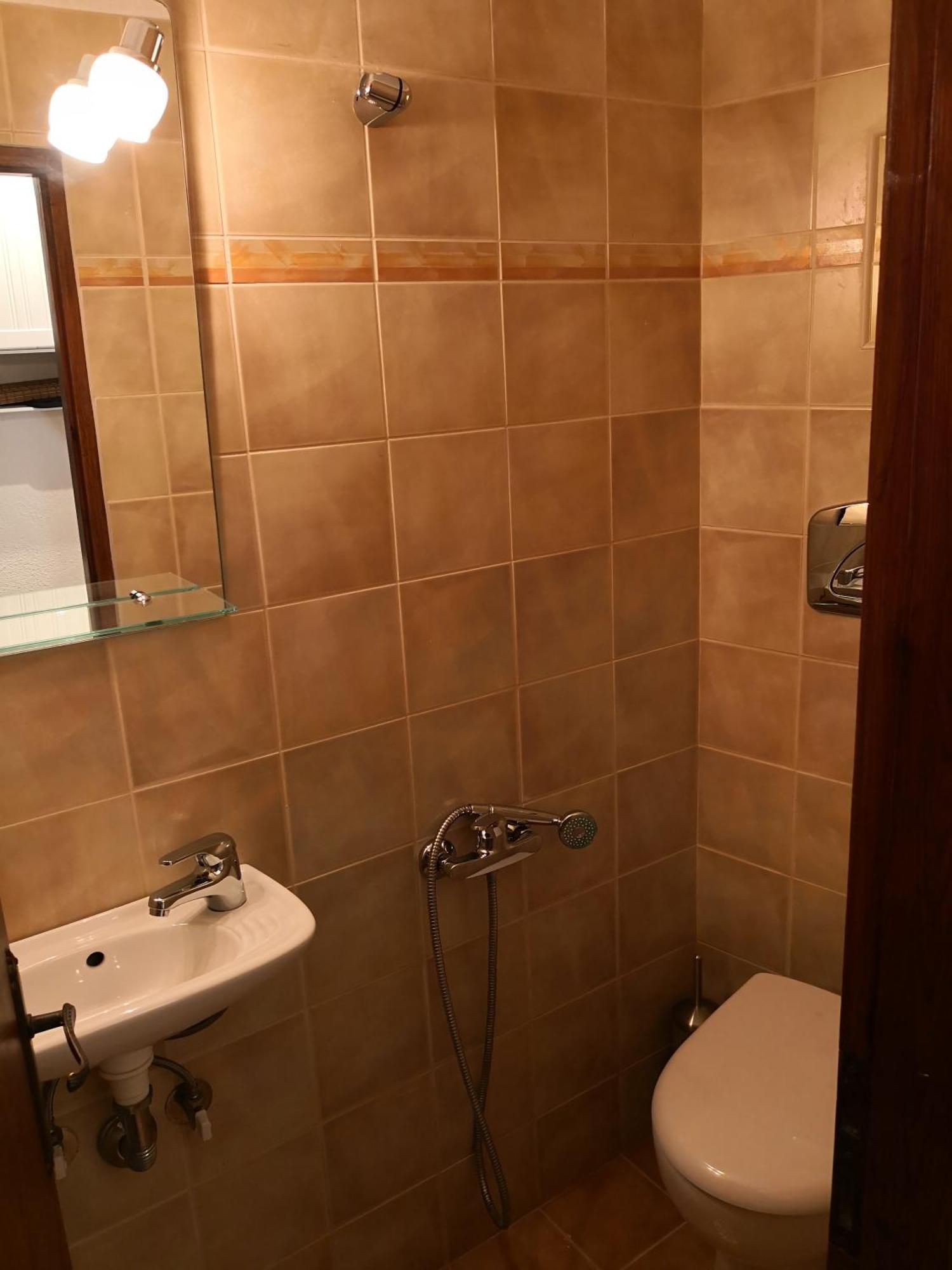 Kissamitakis Guesthouse 모넴바시아 외부 사진