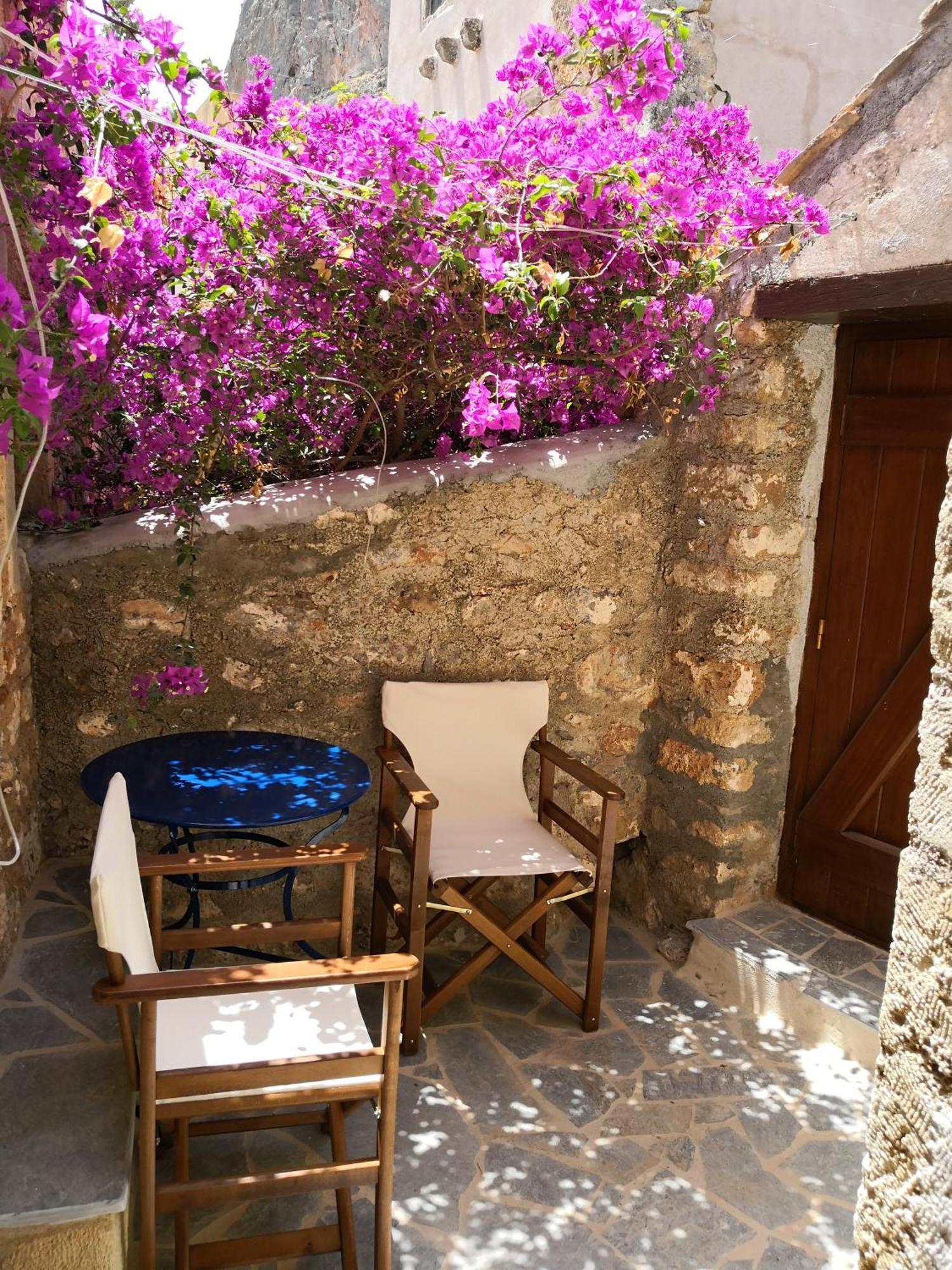 Kissamitakis Guesthouse 모넴바시아 외부 사진